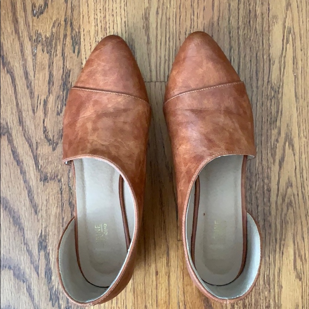 Leather slip on flats